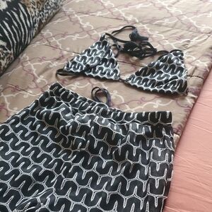 Black & White Patterned Bikini Top and Pant Set (Never Worn / New W/O Tags)